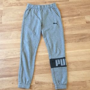 PUMA GRAY SWEATPANTS
